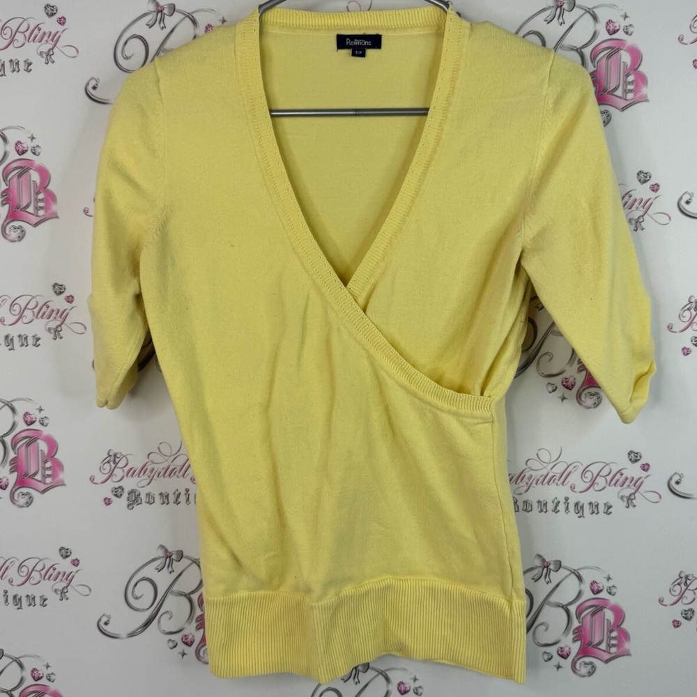 Reitmans top shirt babydoll style criss cross y2k baby yellow Yellow V-Neck Top